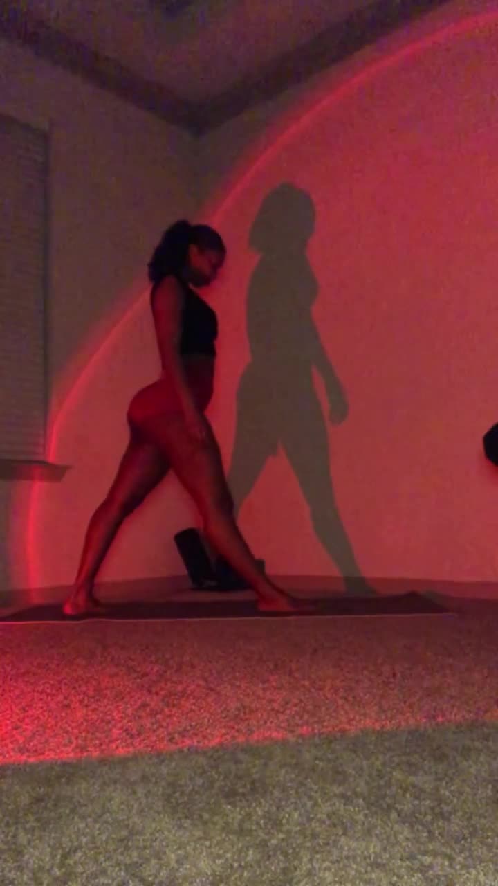 Video 806619 from Yasmeen Kearra / yaskearra