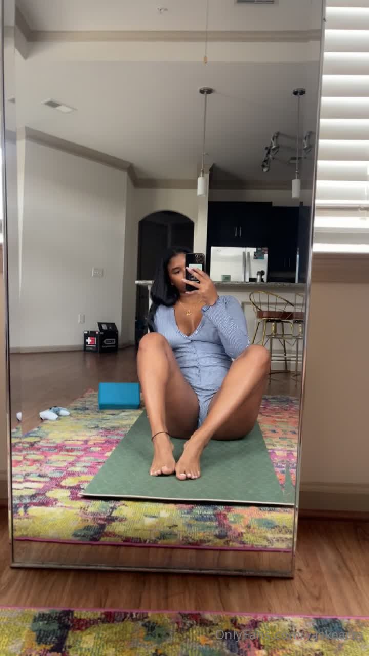 Video 806624 from Yasmeen Kearra / yaskearra