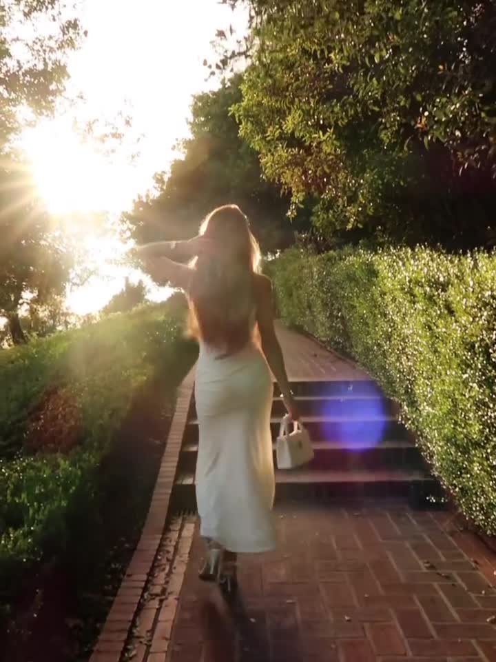 Video 807273 from Lexi Brooke Rivera (American, born 6/7/2001)