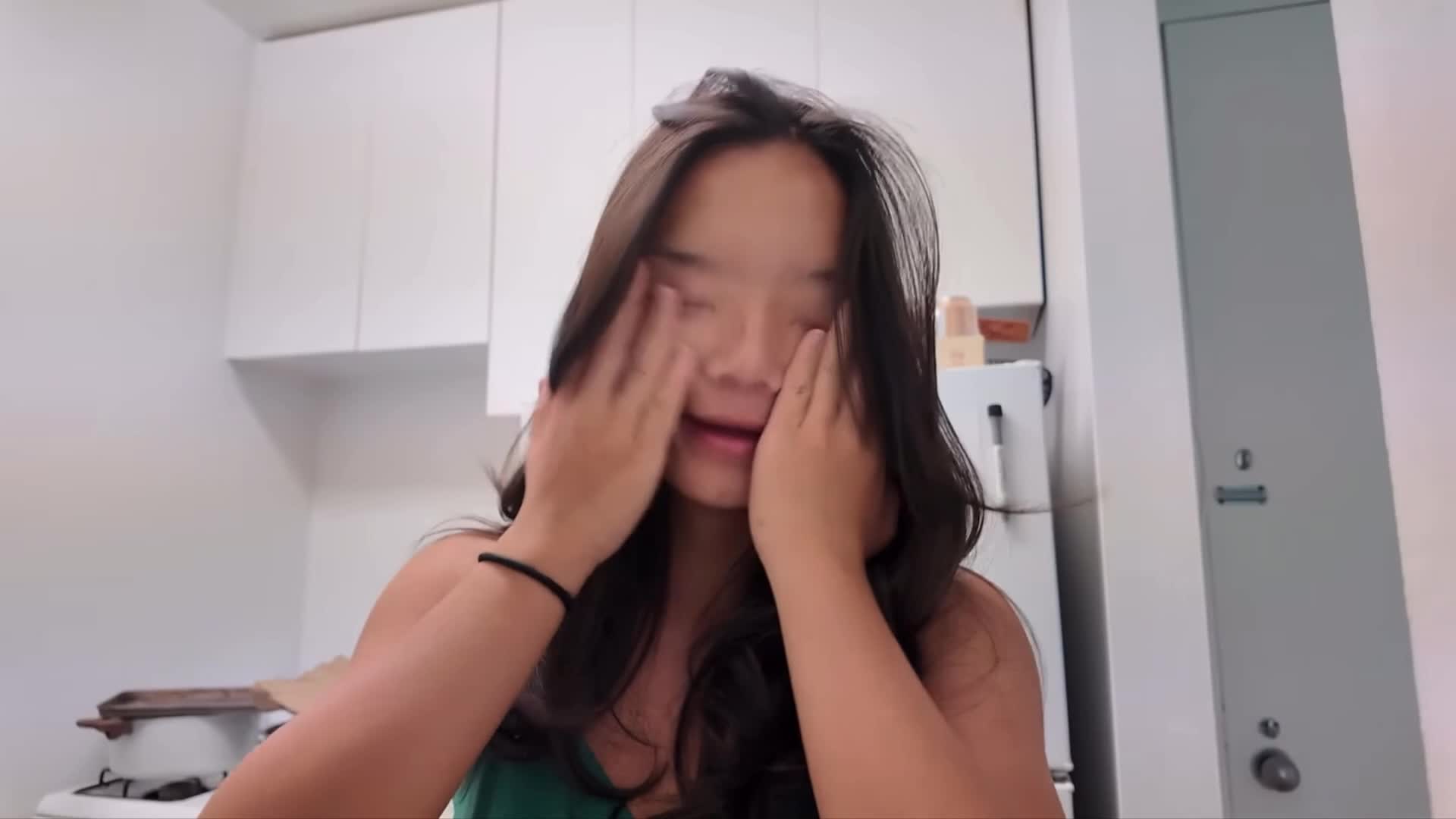 Video 807477 from eatingalonediaries