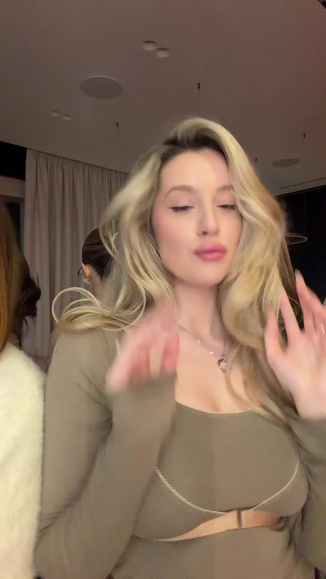 Video 807724 from Anisimova Anastasia / anisimovaanastasia