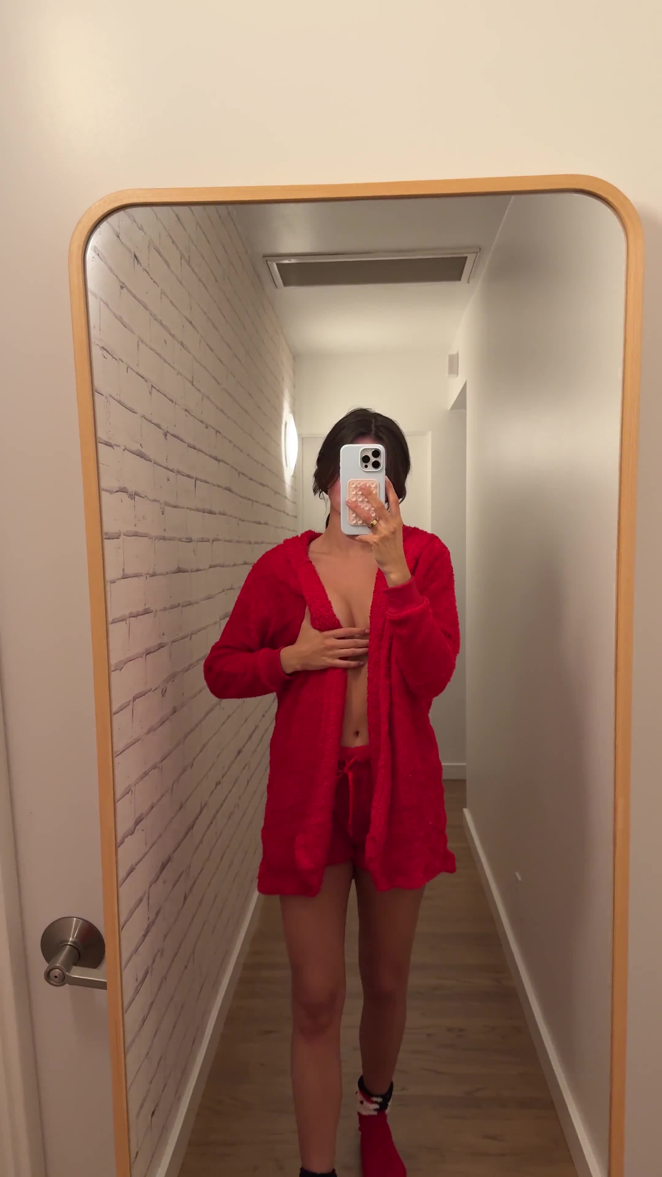 Video 807900 from sav - savannah_demers - savannahraedemers