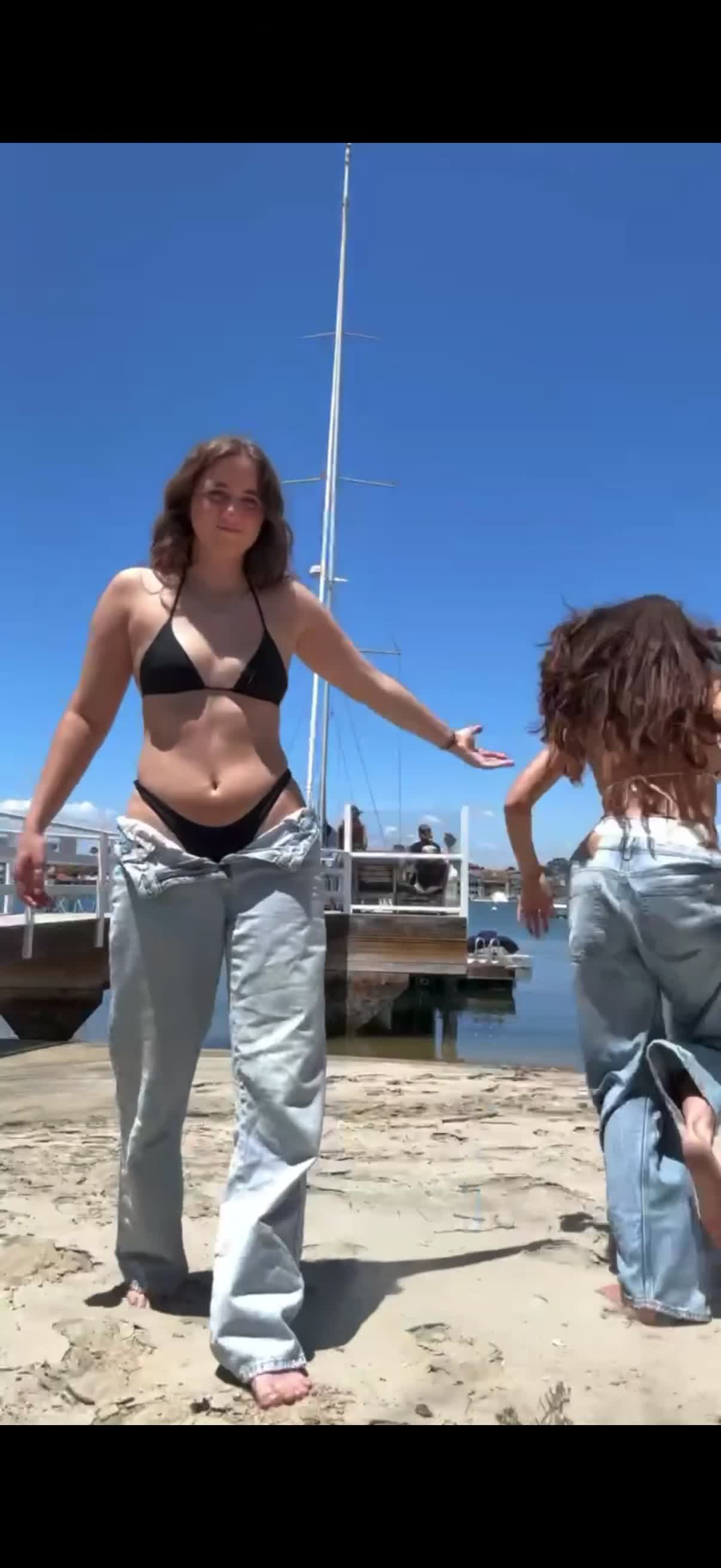 Video 811897 from sav - savannah_demers - savannahraedemers