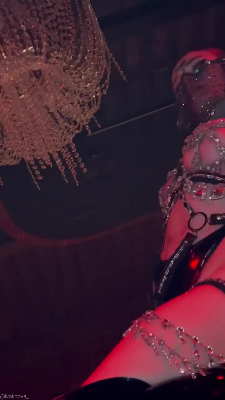 Video 812973 from kari Pitinova / tikivulpes / Vulpes