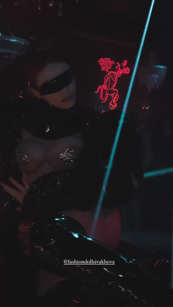Video 812975 from kari Pitinova / tikivulpes / Vulpes