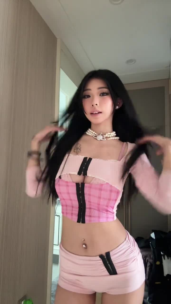 Video 813630 from caroline_slt8