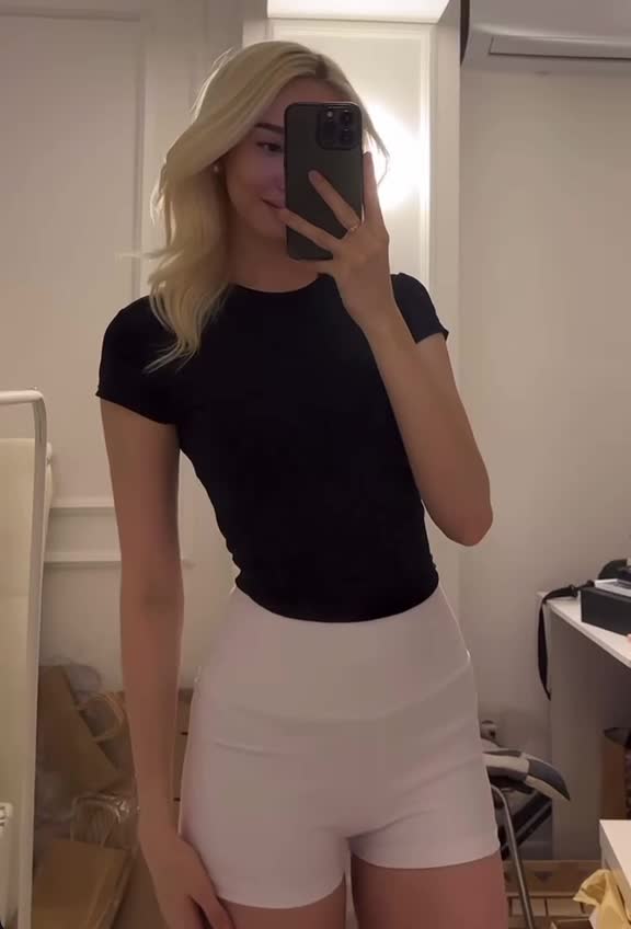 Video 815022 from llameella/llameeella