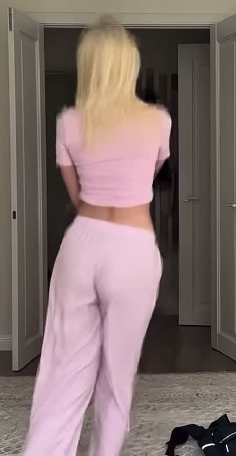 Video 815044 from llameella/llameeella