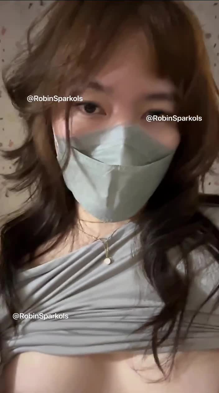 Video 818746 from ChinitangIyakin/RobinSparkolz/Rob_Platypus/Chickenjoyyy