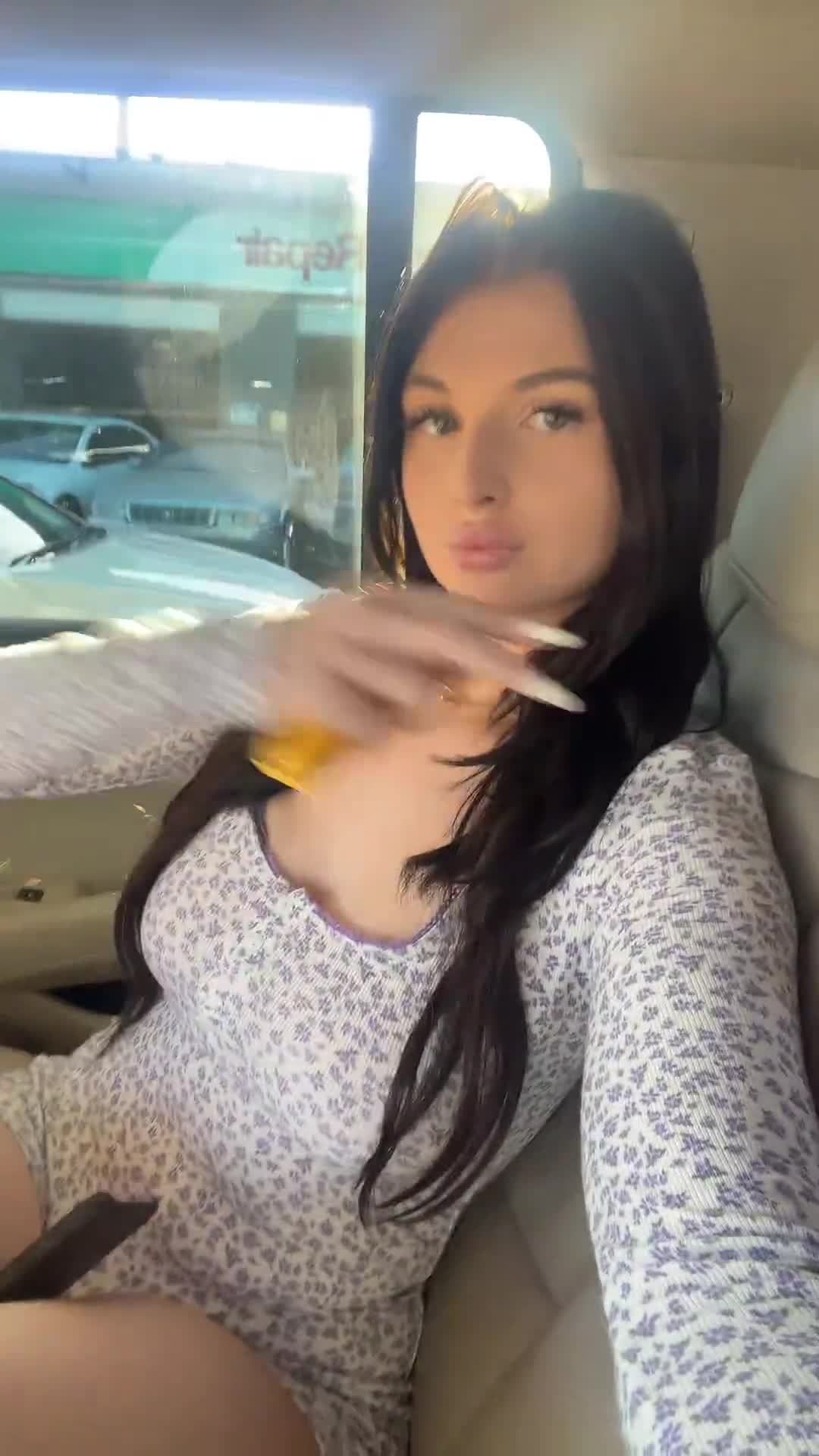 Video 819595 from Valibabyy / Valiraine