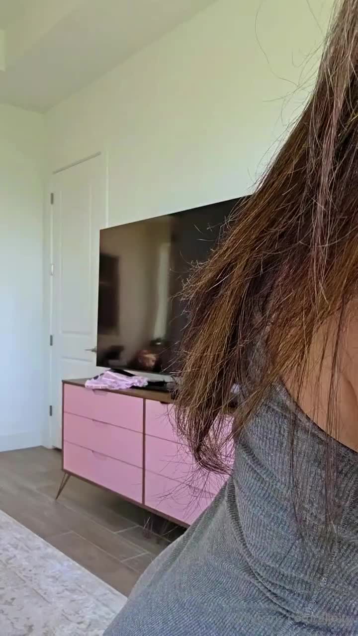 Video 831733 from Alinity