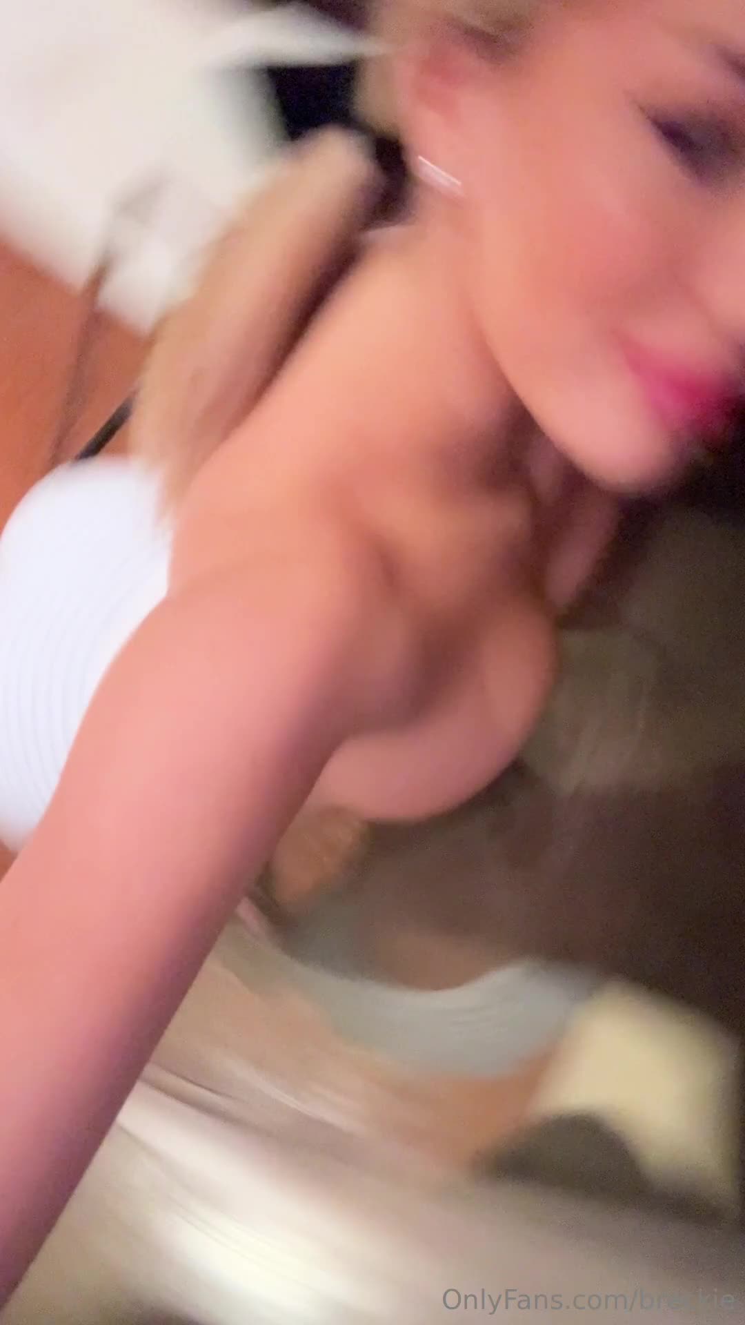 Video 832408 from Breckie Hill