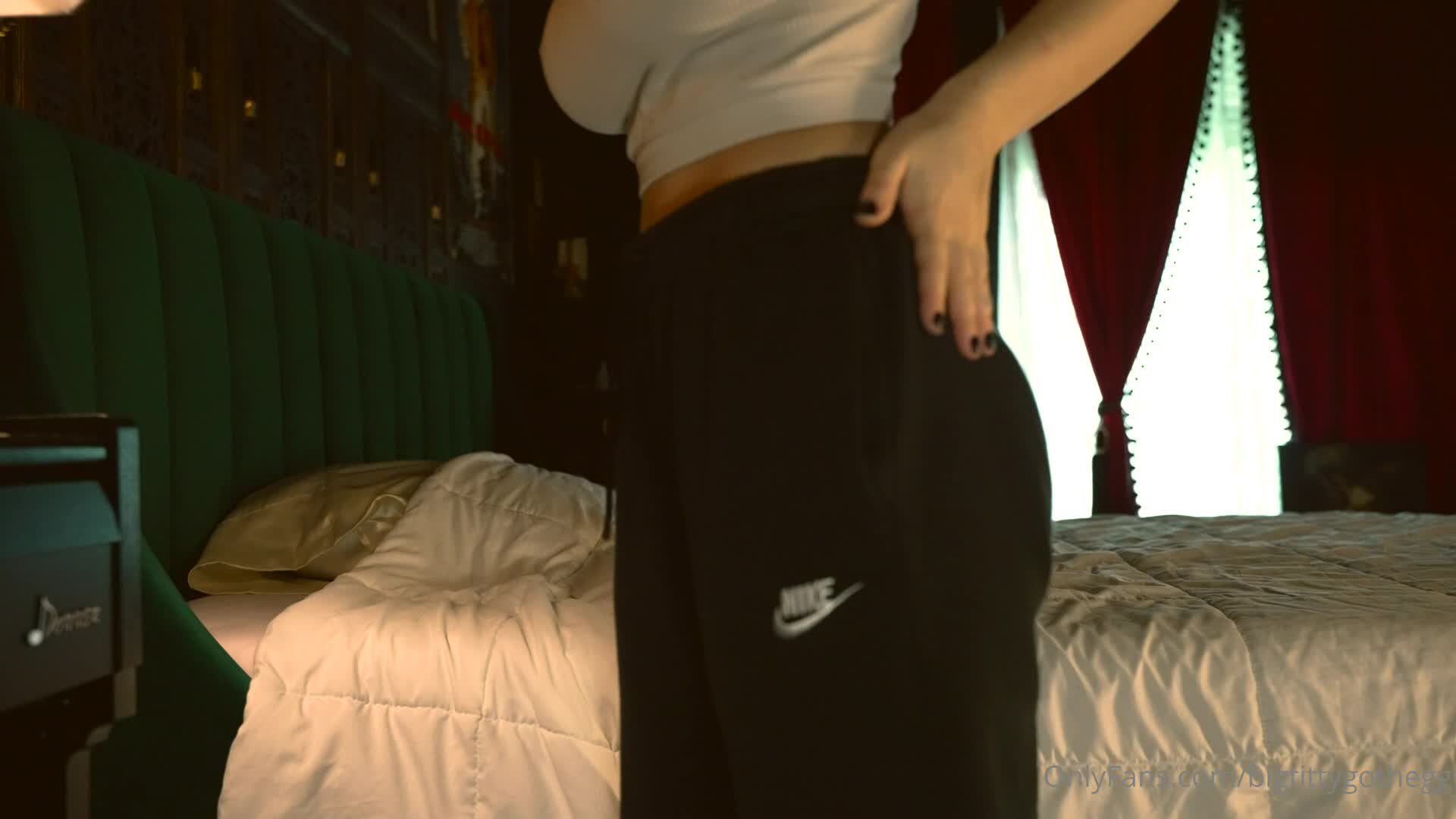 Video 832438 from bigtittygothegg