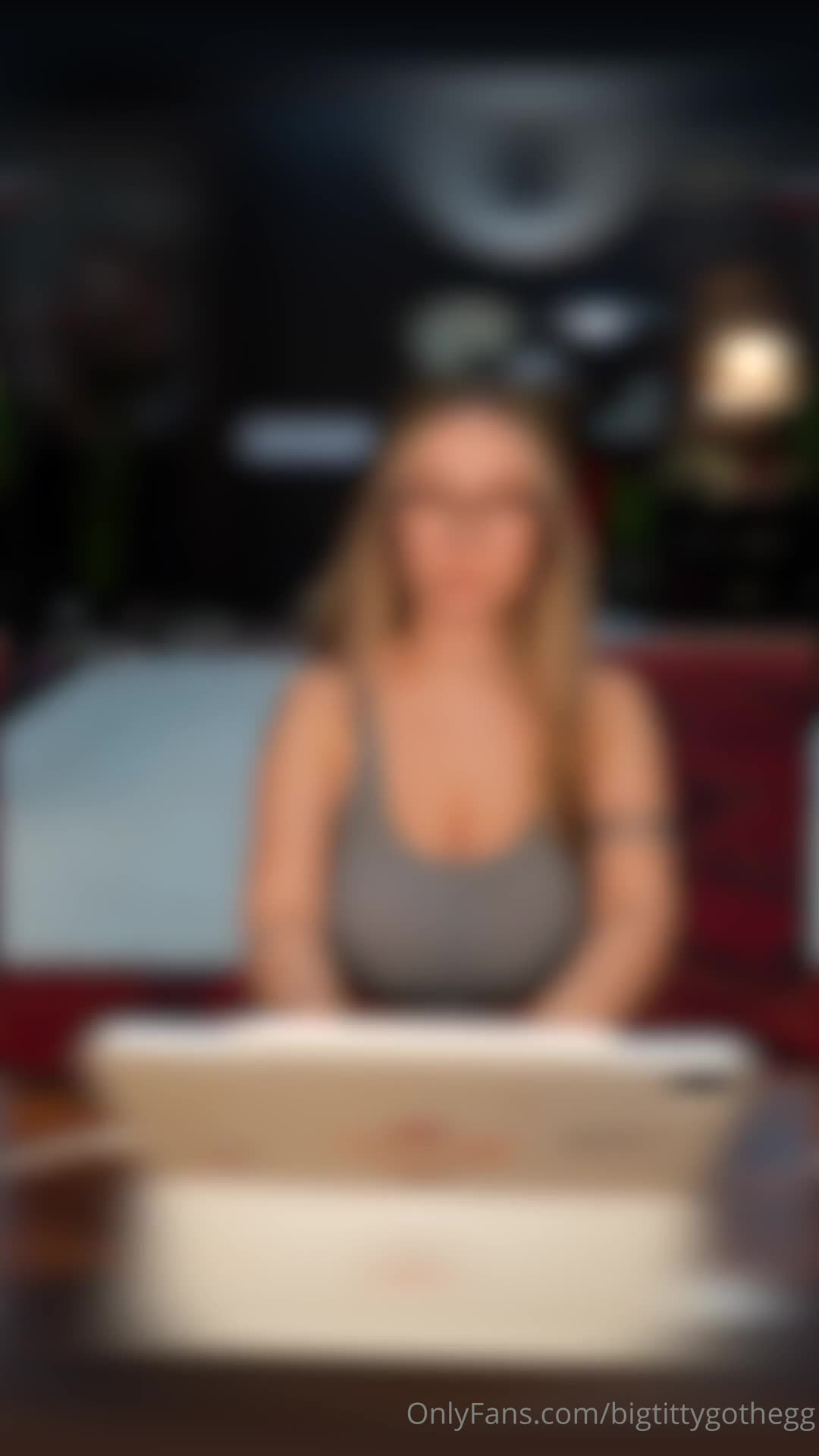 Video 832478 from bigtittygothegg