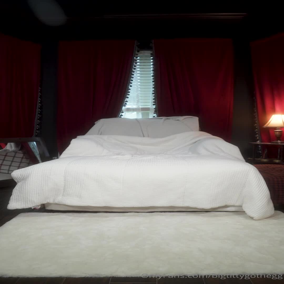 Video 832508 from bigtittygothegg