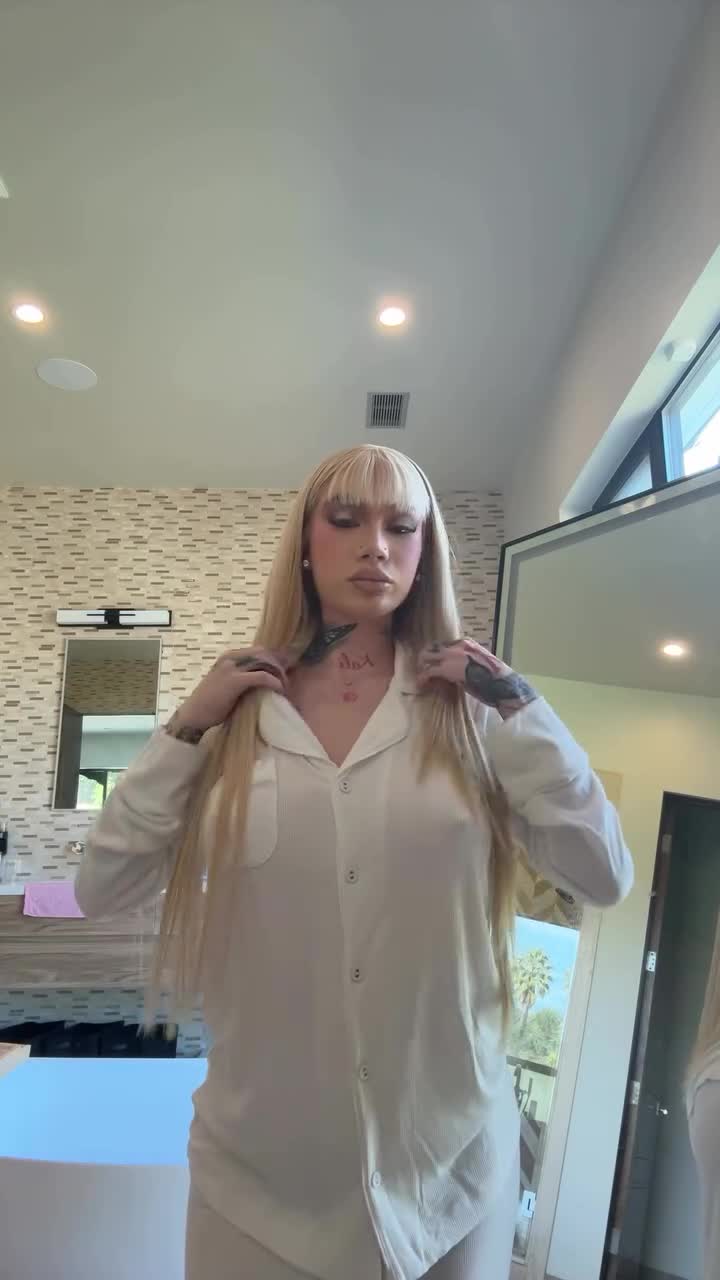 Video 835126 from Danielle Bregoli / Bhad Bhabie