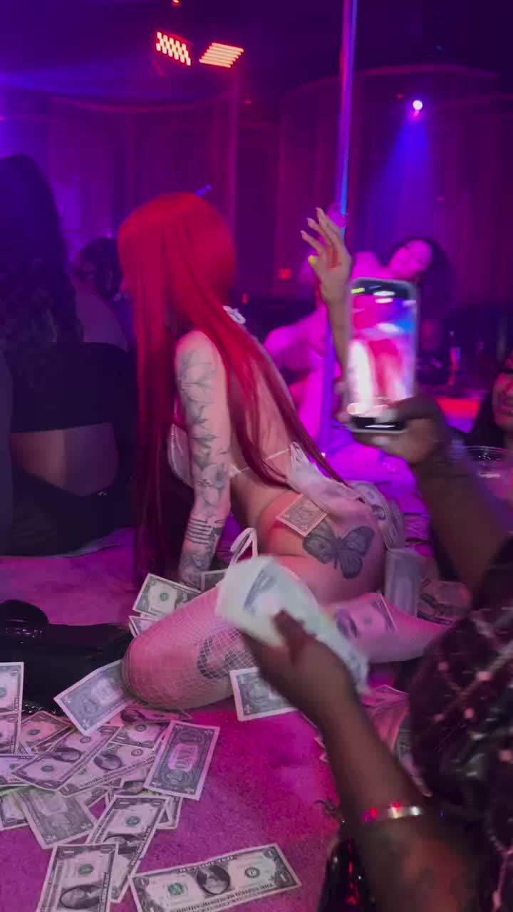 Video 835179 from Danielle Bregoli / Bhad Bhabie