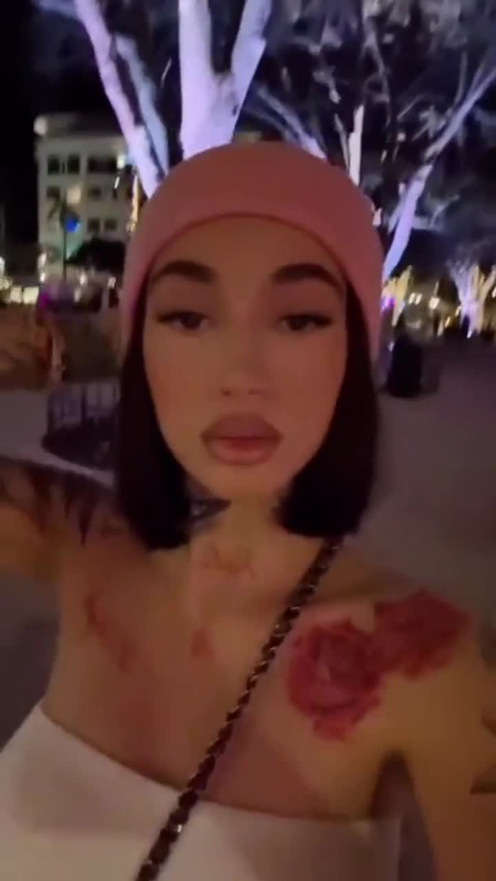 Video 835270 from Danielle Bregoli / Bhad Bhabie