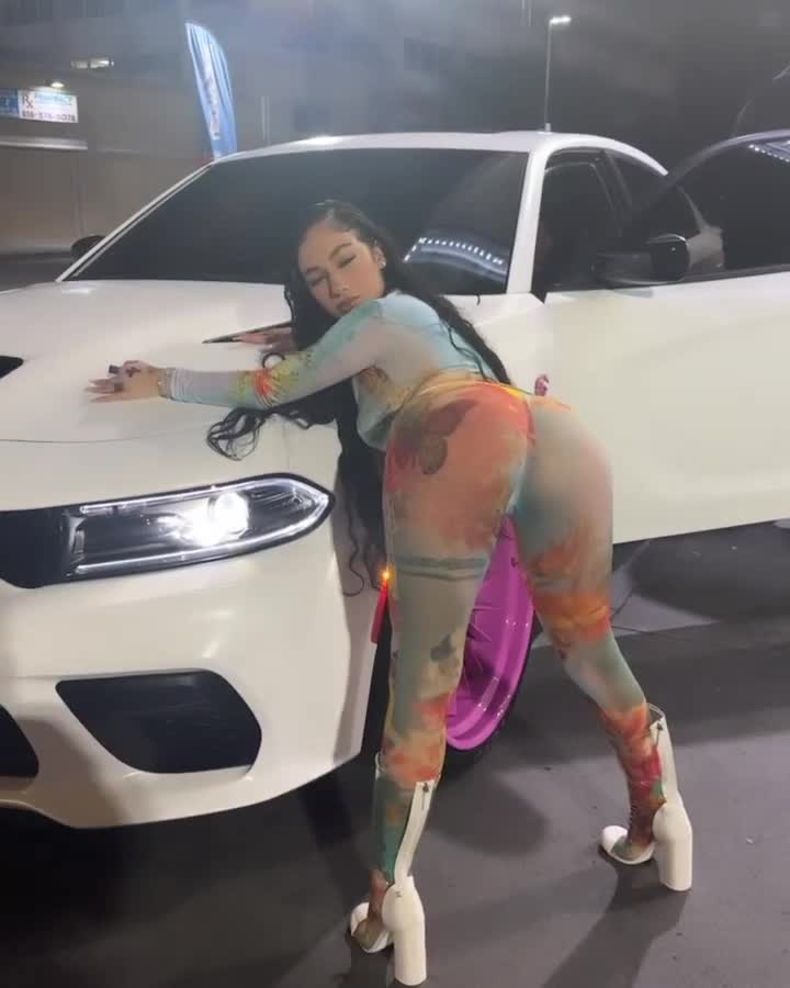 Video 835827 from Danielle Bregoli / Bhad Bhabie