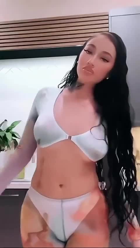 Video 835830 from Danielle Bregoli / Bhad Bhabie