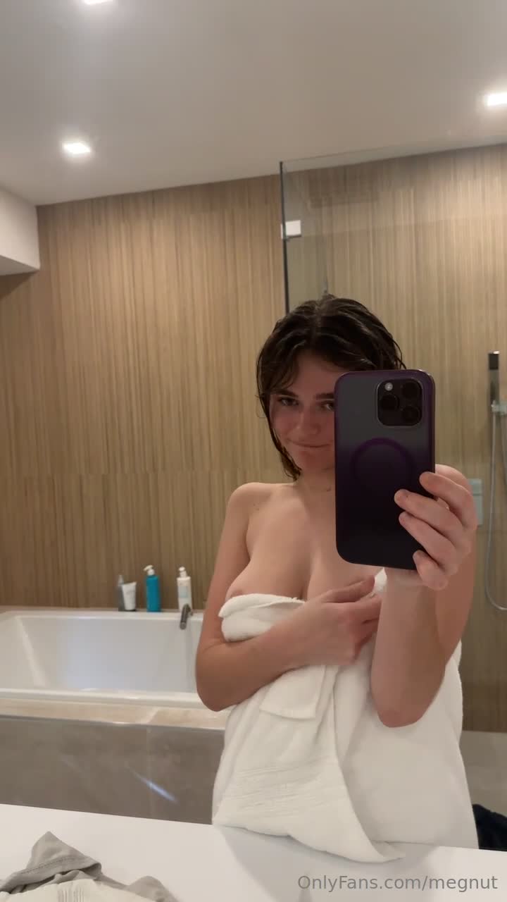 Video 835892 from Megan Guthrie / megnutt02 / megnut