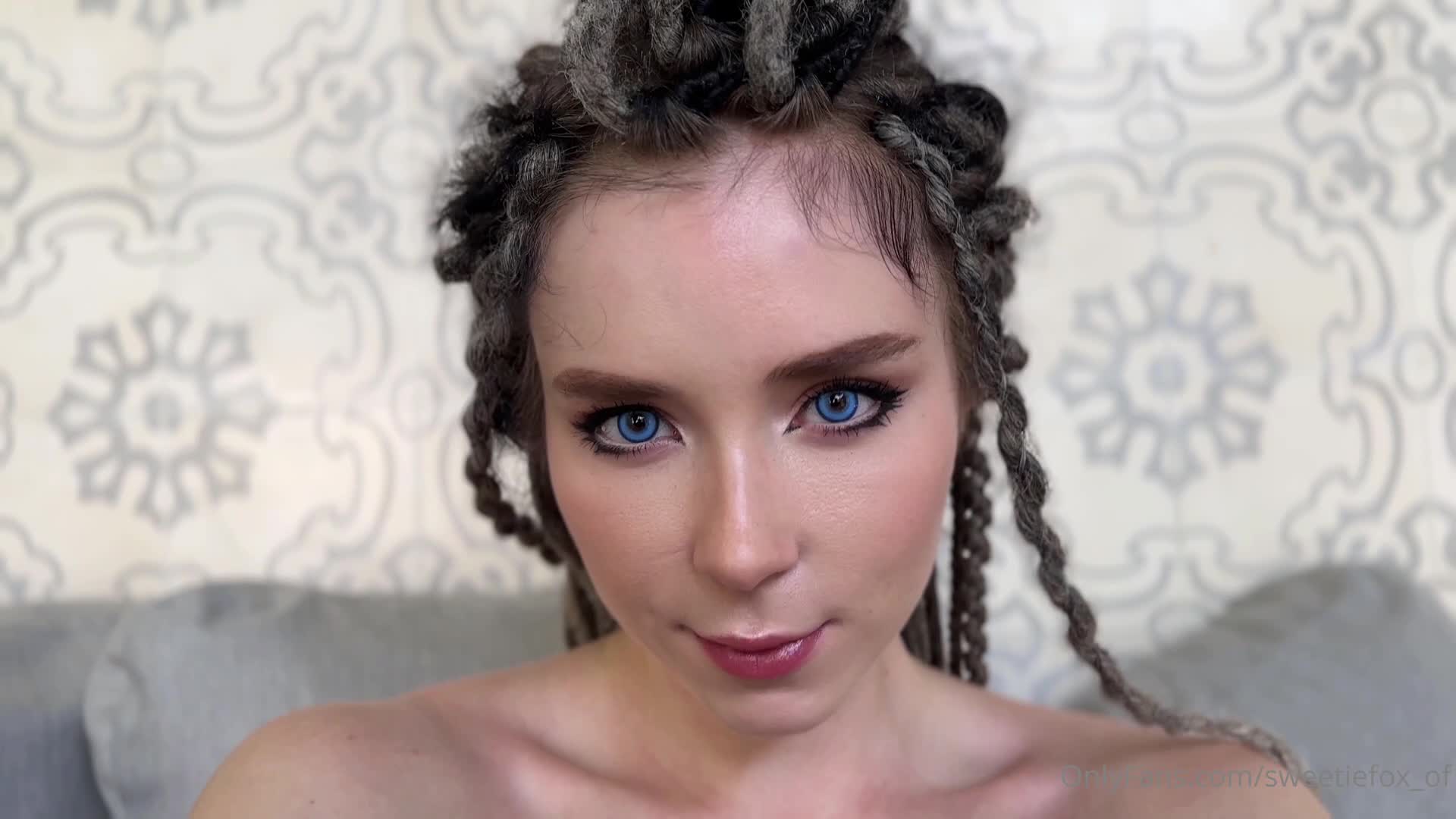 Video 836057 from Sweetie Fox / MoonFleur