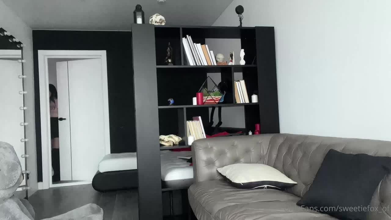 Video 836058 from Sweetie Fox / MoonFleur