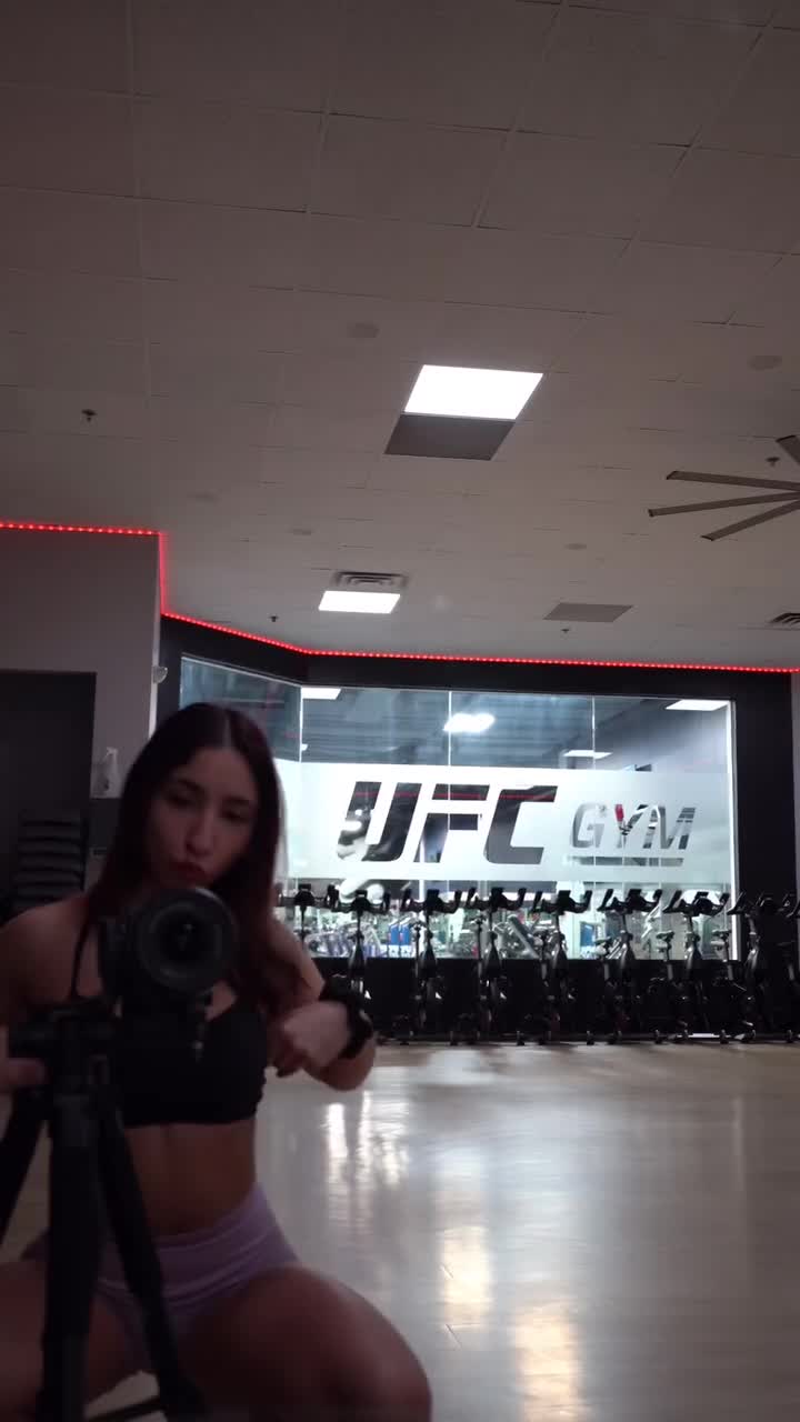 Video 840005 from Camilayfit