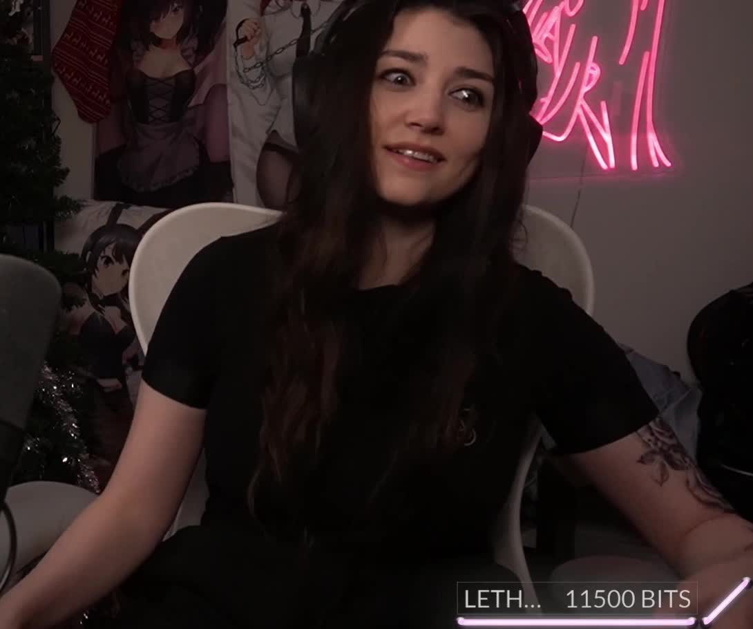 Video 842708 from Wolfabelle