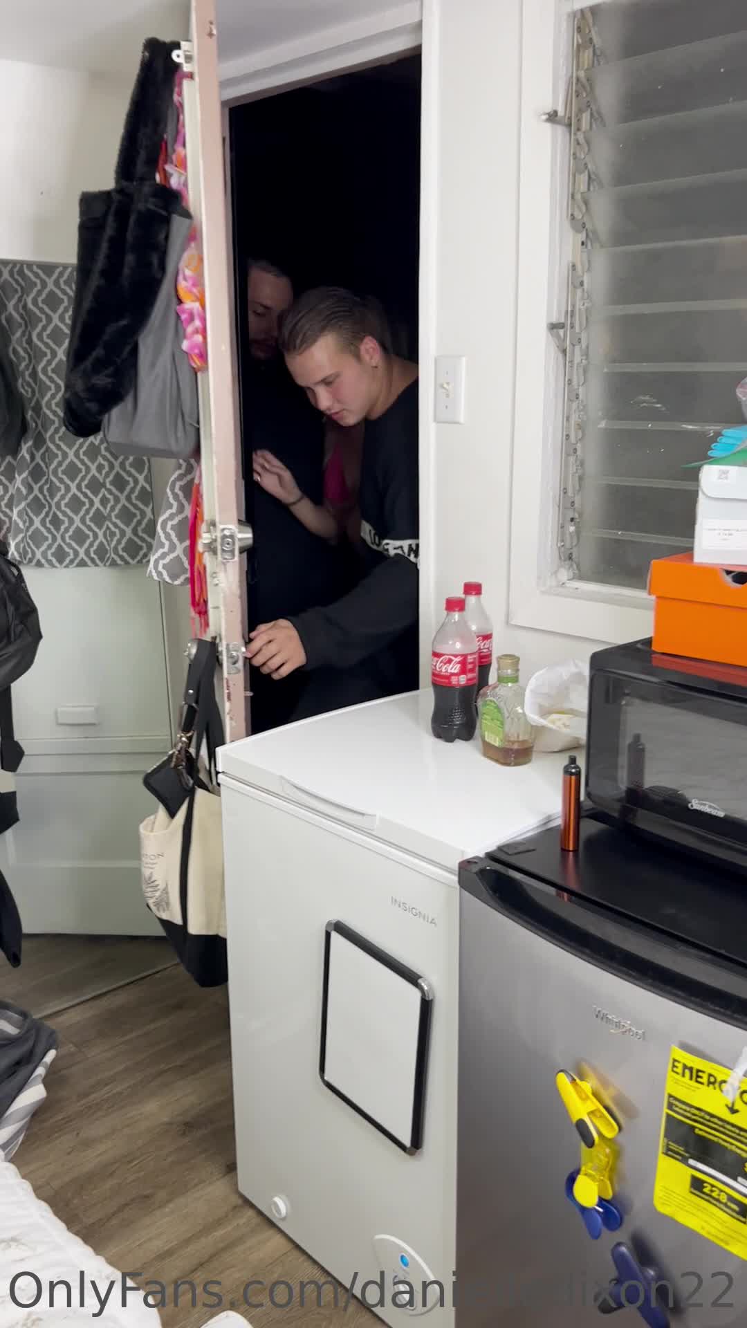 Video 843608 from Danielle Dixon / Danielledixon22