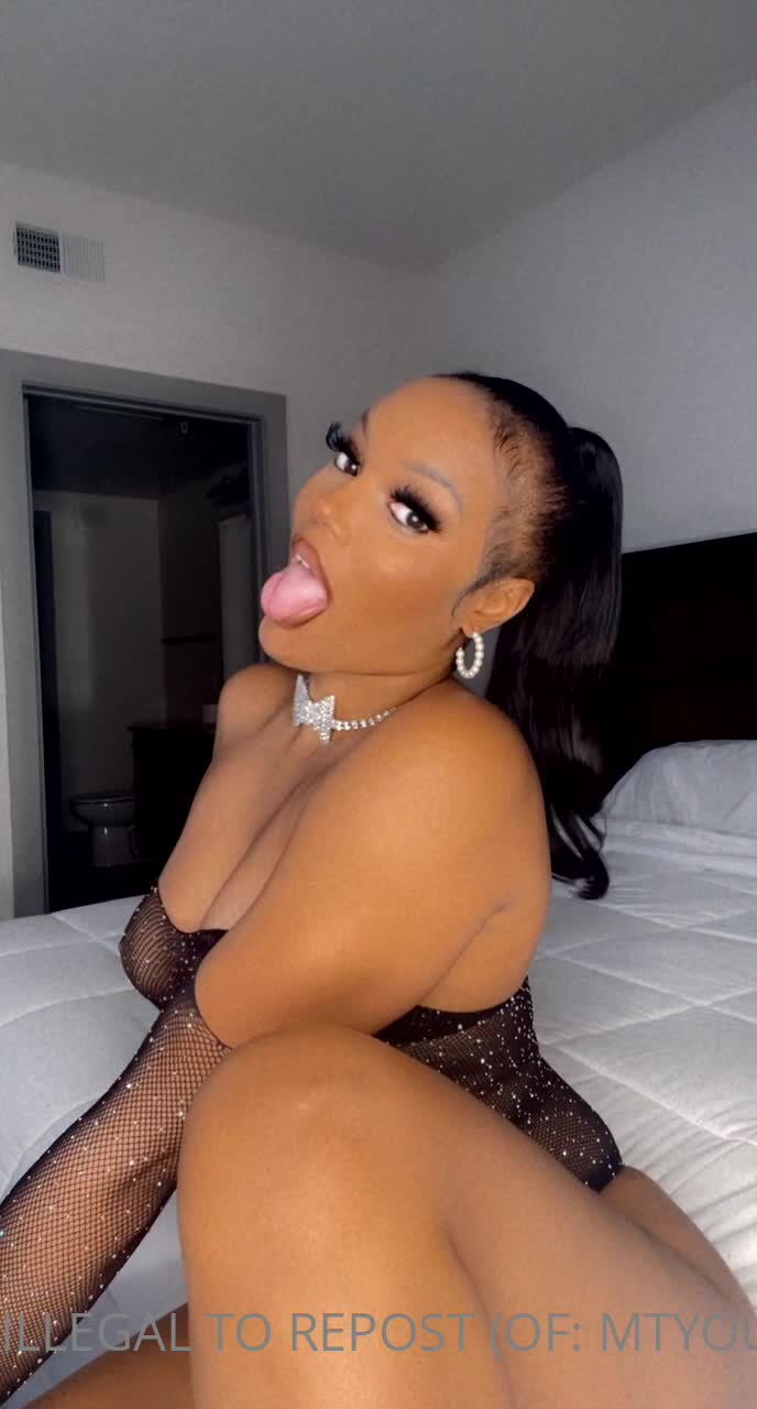 Video 845419 from Lola Teases / mtyou