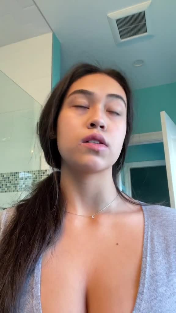 Video 845704 from alex.papadonker