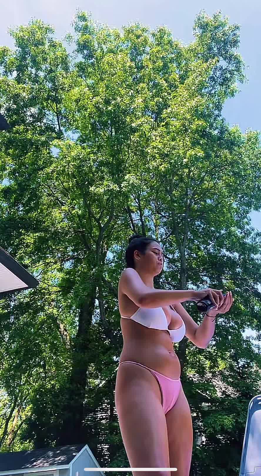 Video 845710 from alex.papadonker