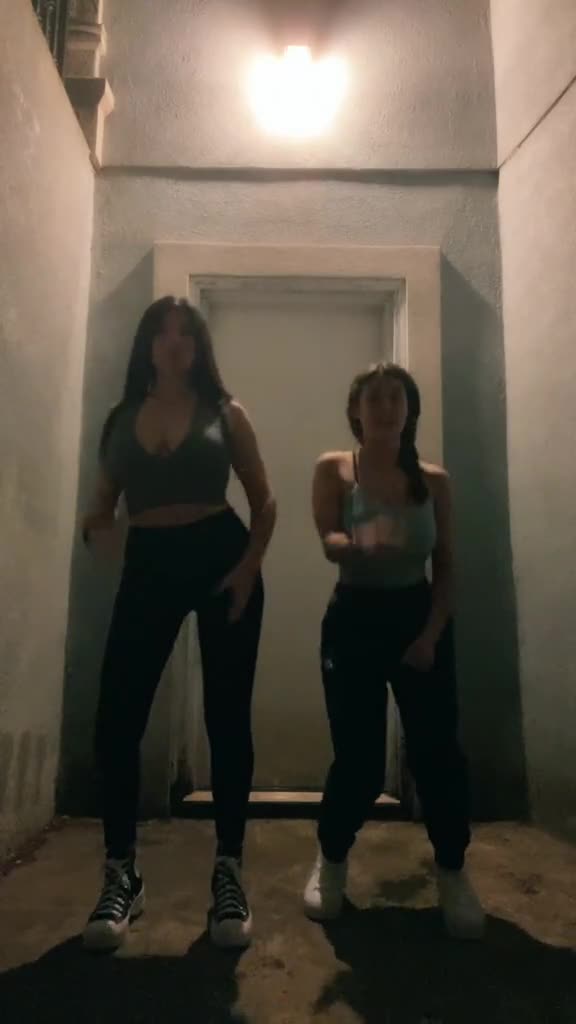 Video 845712 from alex.papadonker