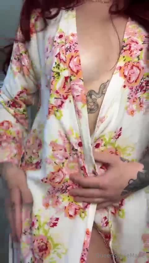 Video 847783 from QueenSylvieMarie
