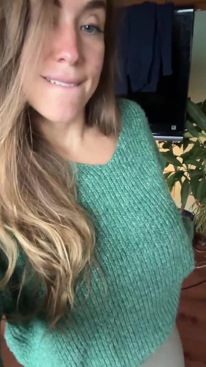 Video 850587 from Kikiazure - Kelly Hanner