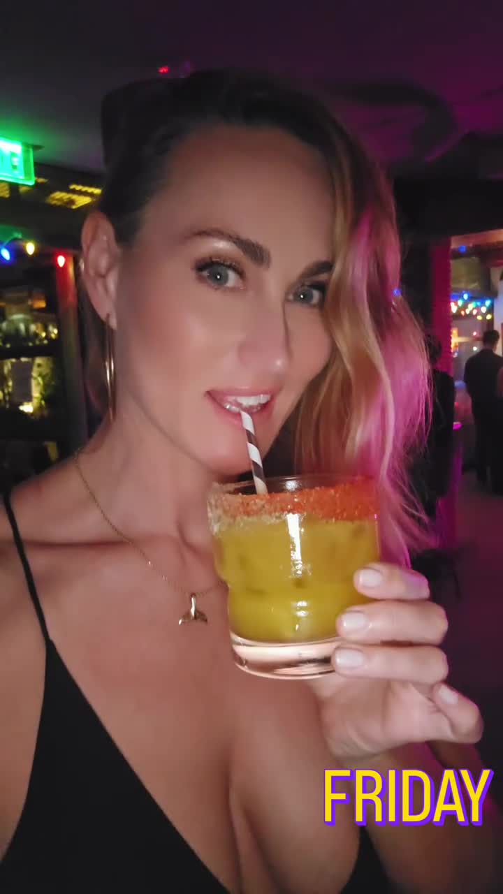 Video 850649 from Vanessa Cater