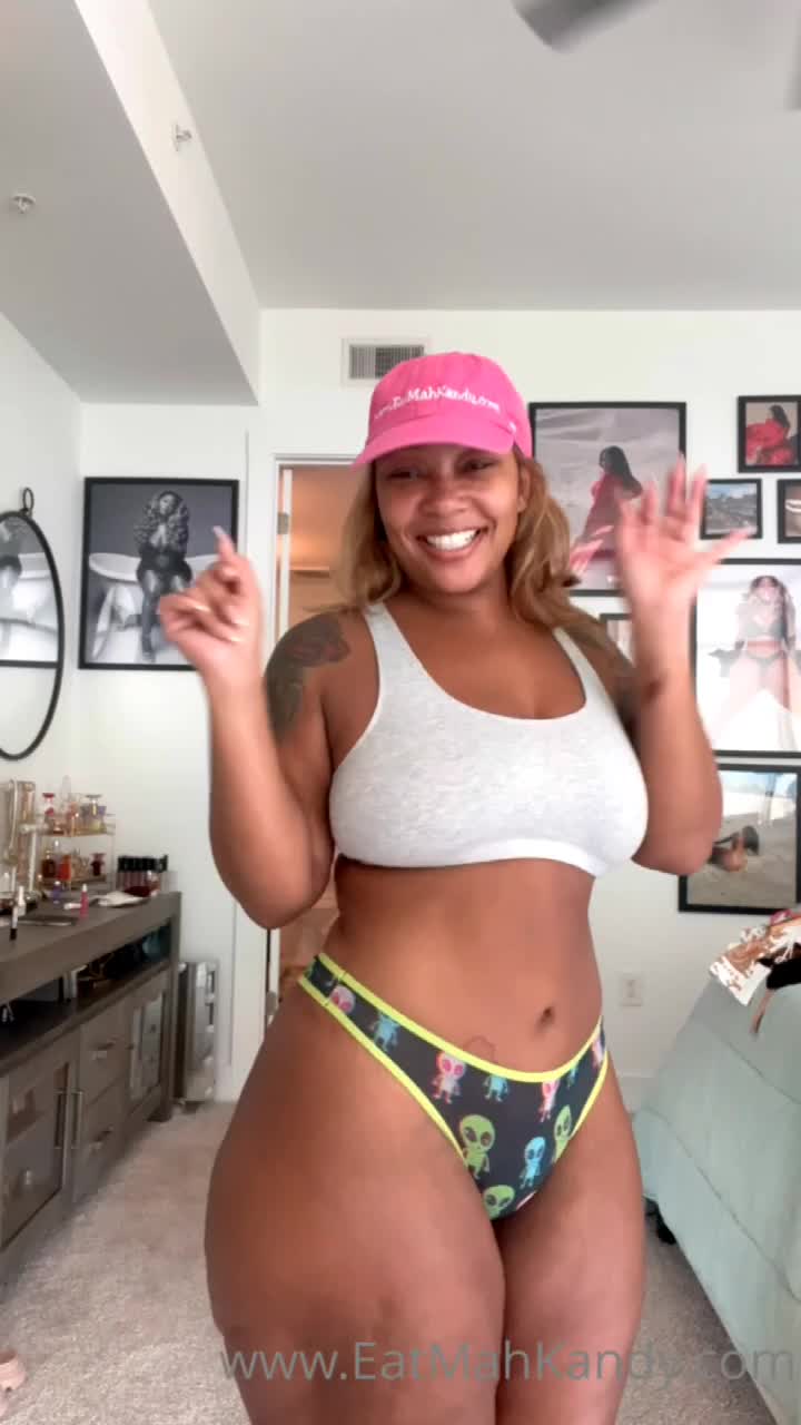 Video 851158 from eatmah__kandy__