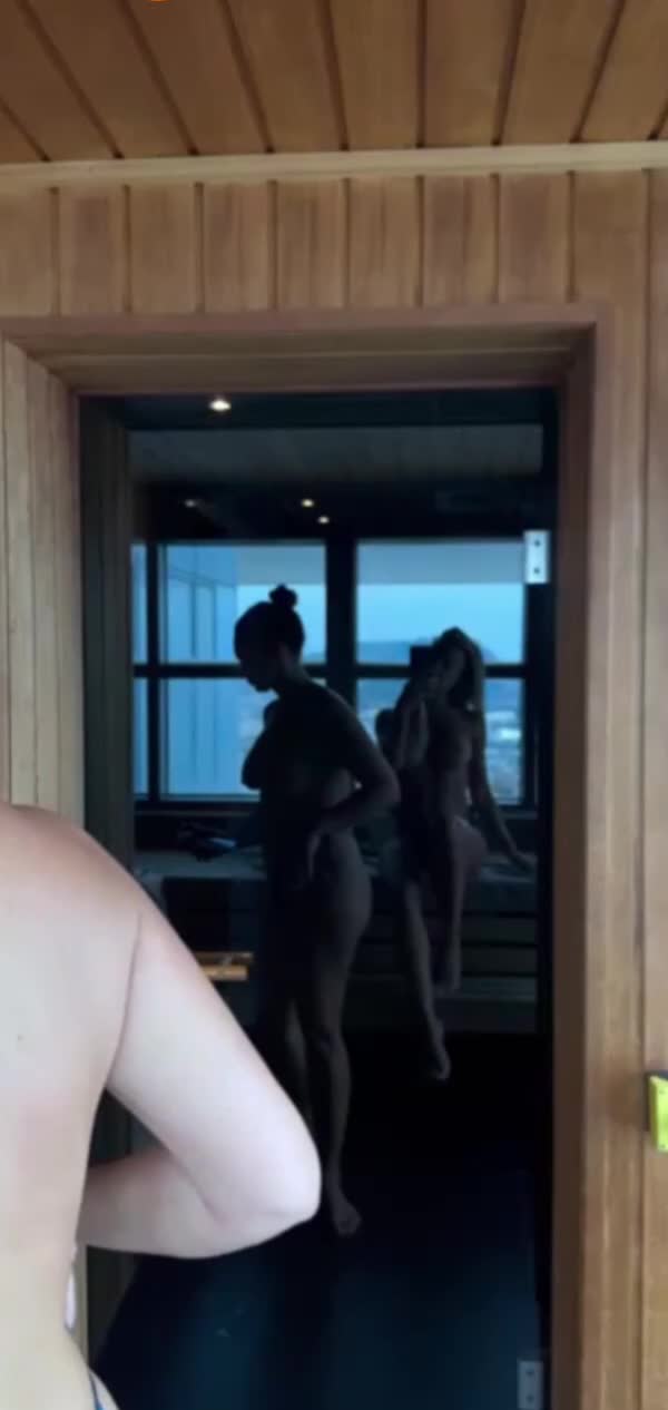 Video 854675 from Emilie Nefnaf