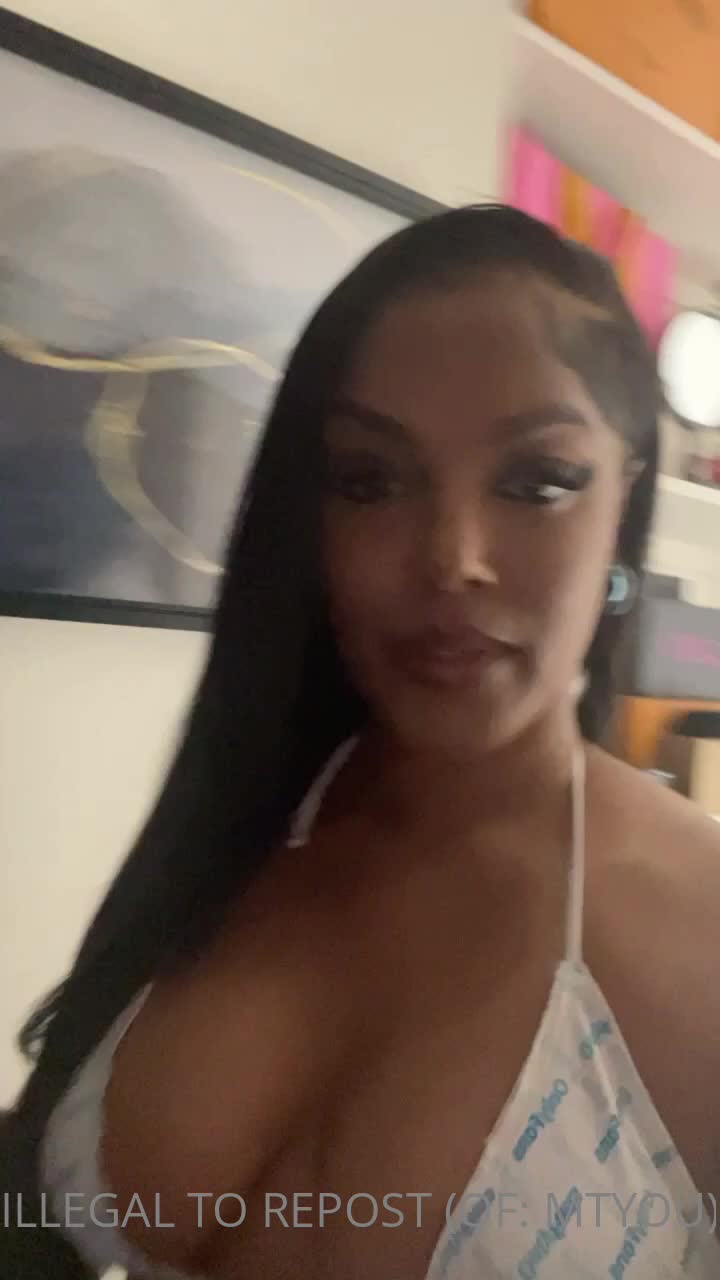 Video 855875 from Lola Teases / mtyou