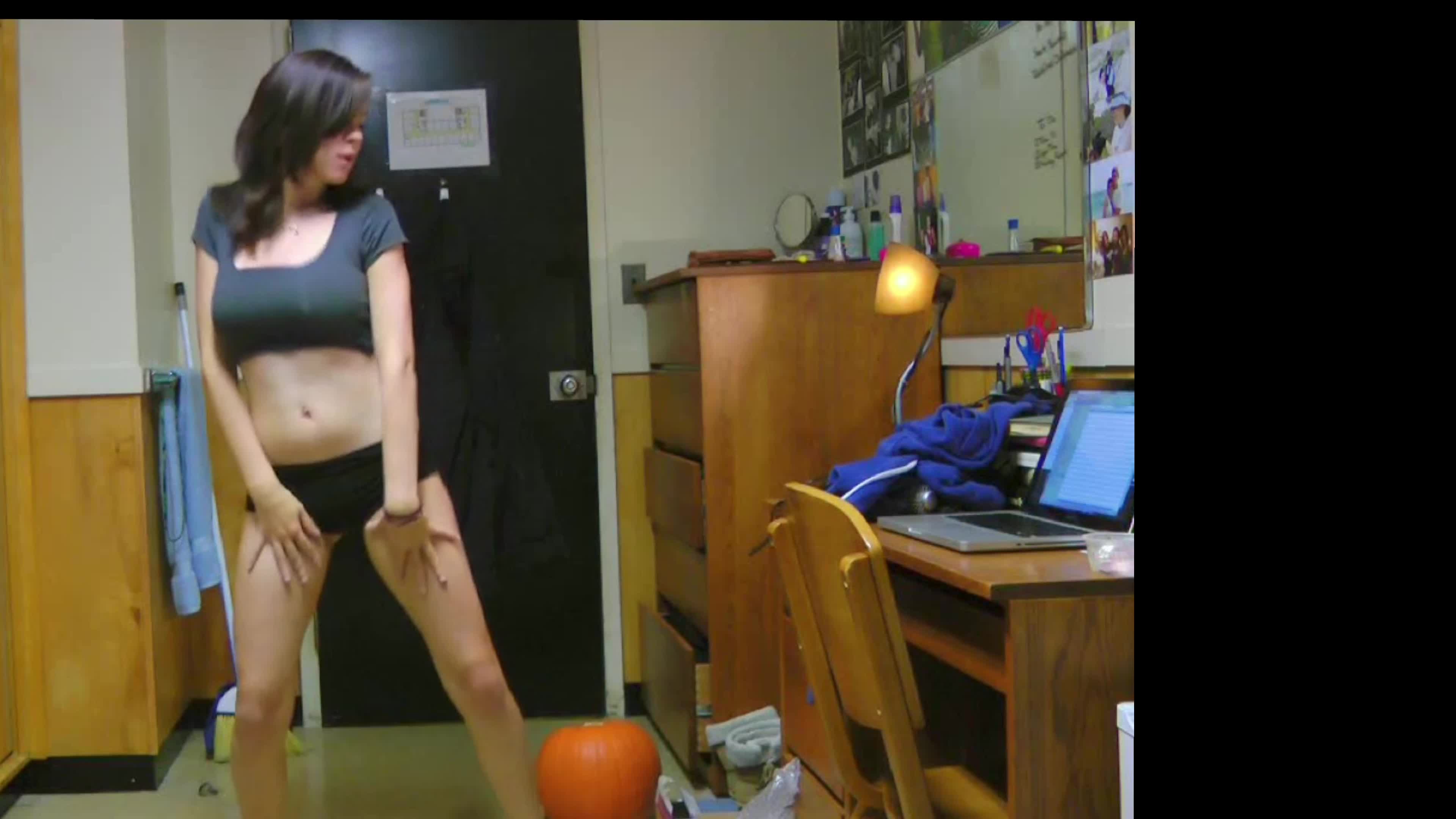 Video 858325 from Sam Paige / Therealsampaige / Tess Ellen