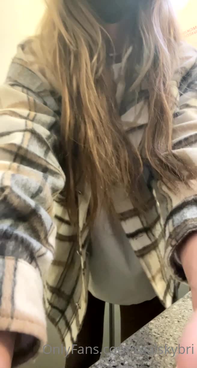 Video 859982 from smoneyordie / Realskybri