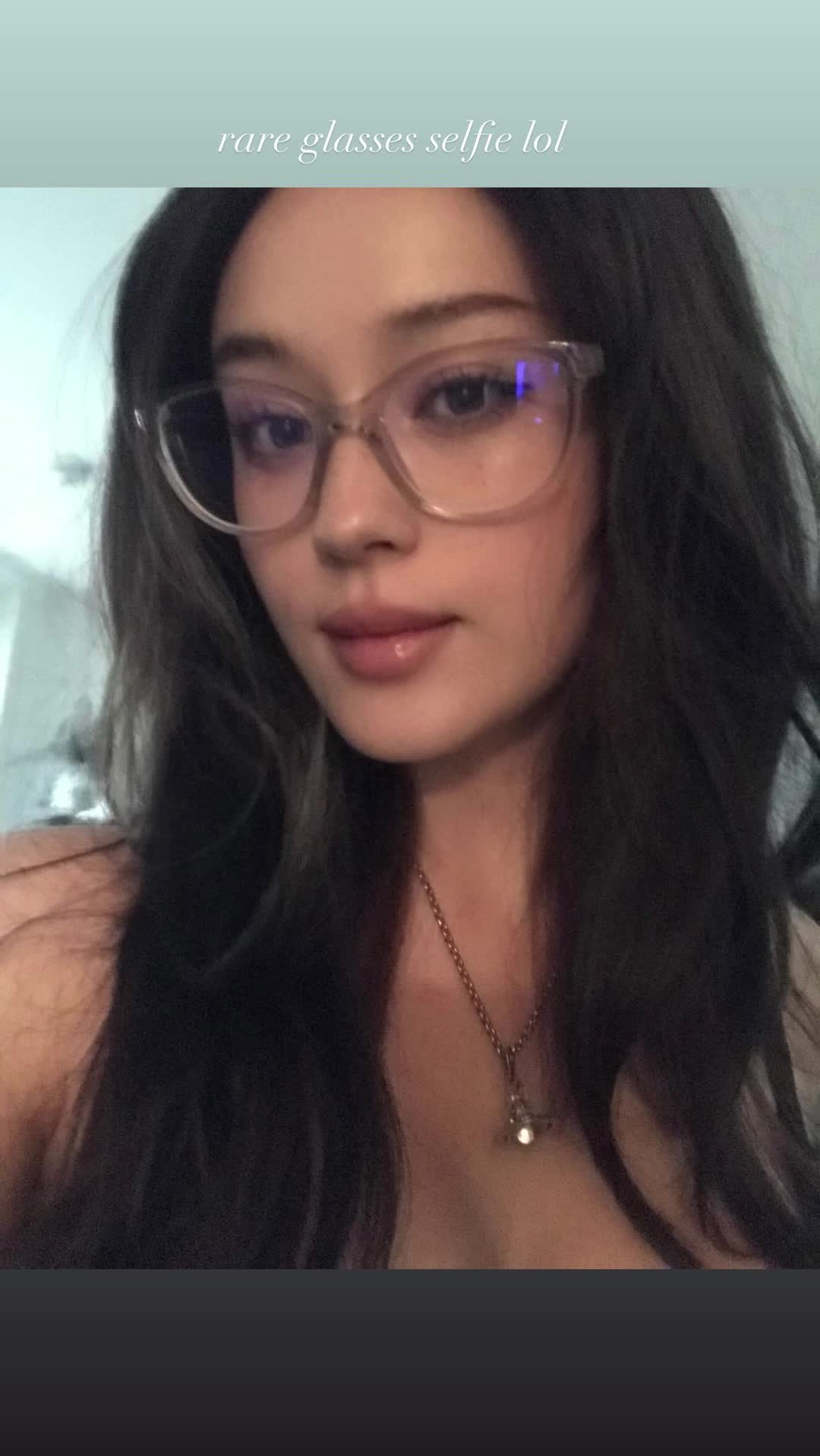 Video 860208 from JadeyAnh | vylerria