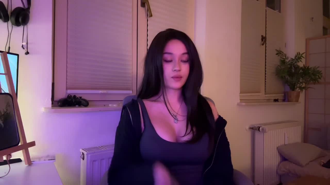 Video 860213 from JadeyAnh | vylerria