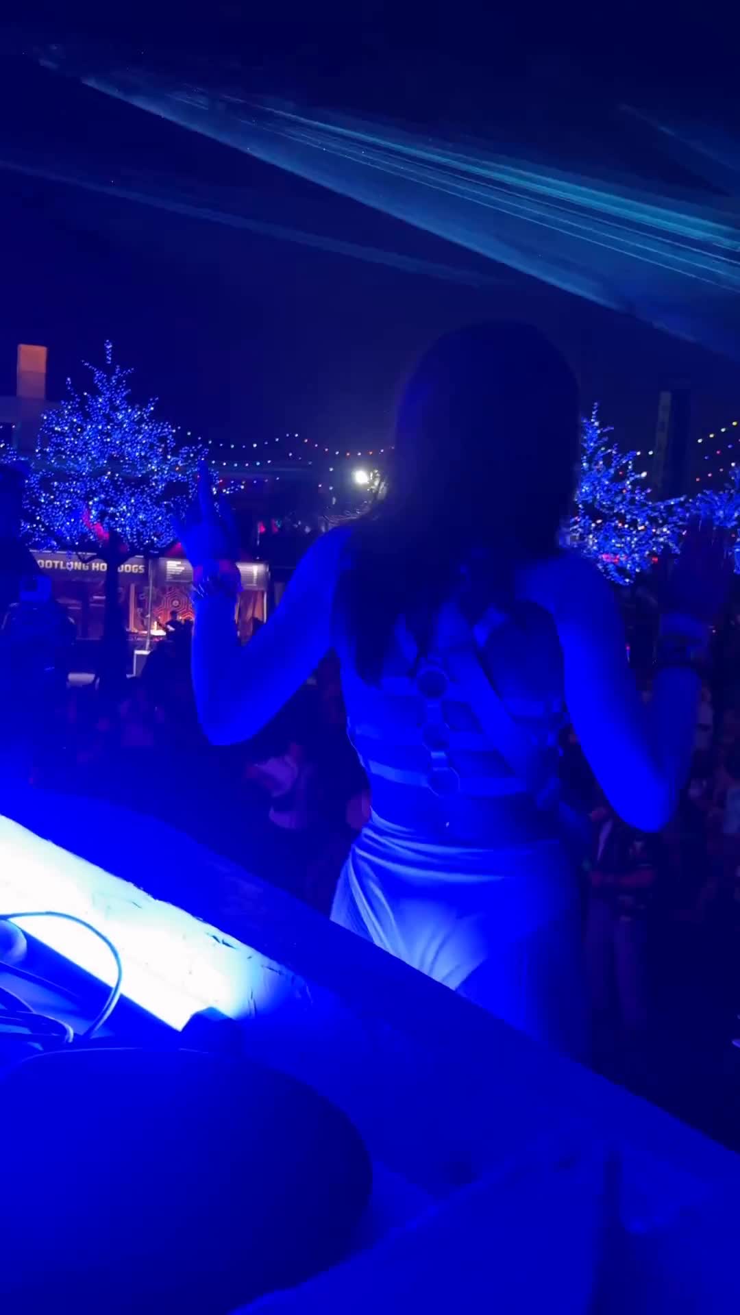 Video 860554 from Andrea Botez (leaks = ban)