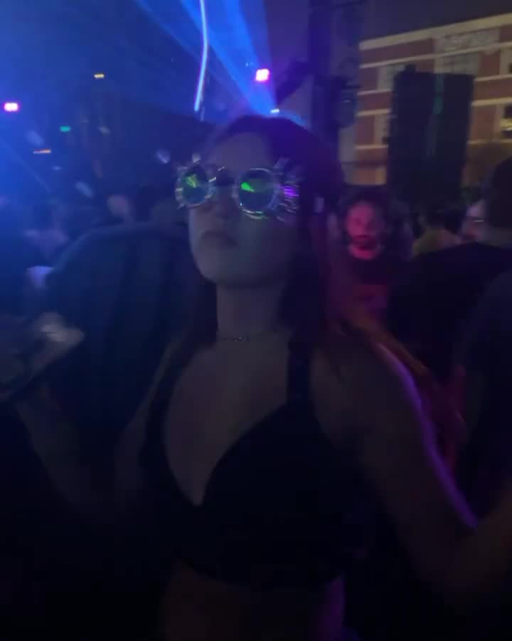Video 860635 from Andrea Botez (leaks = ban)