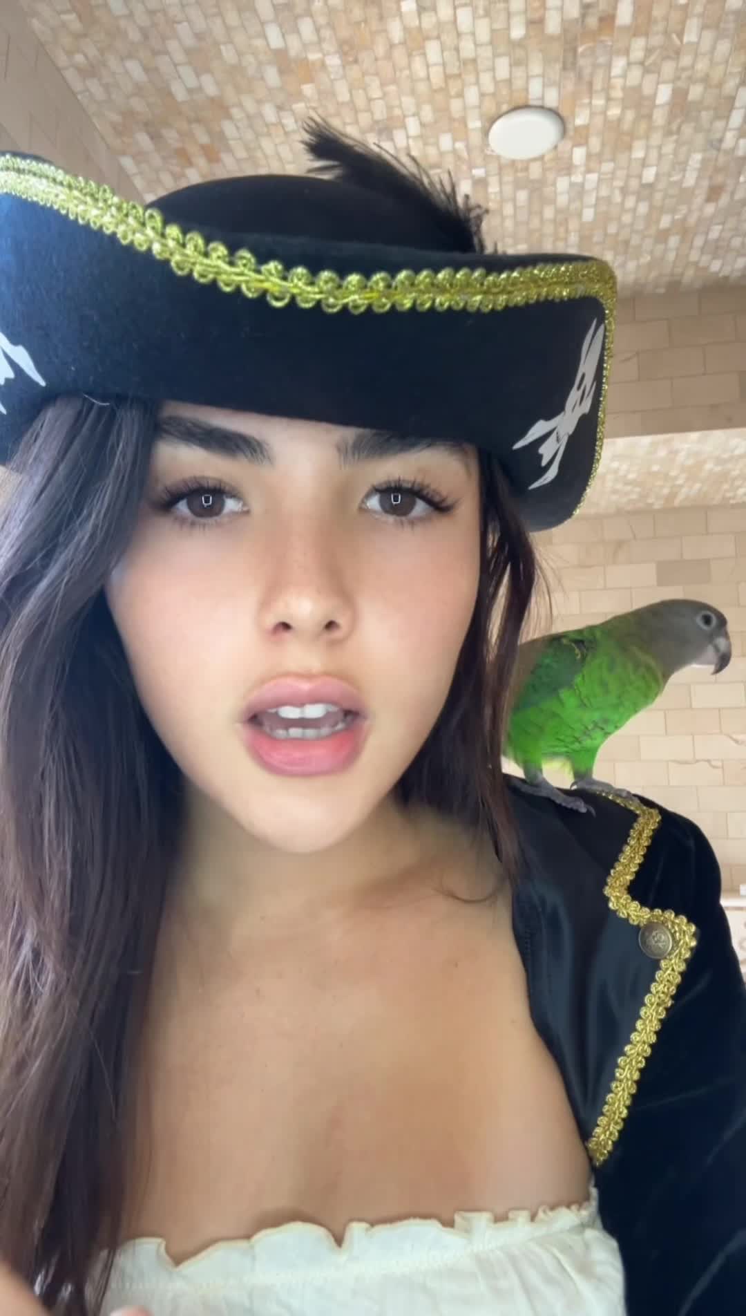 Video 860634 from Andrea Botez (leaks = ban)