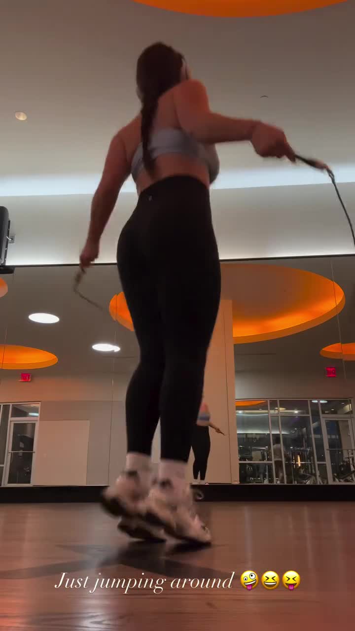 Video 860886 from Colleen Sheehan