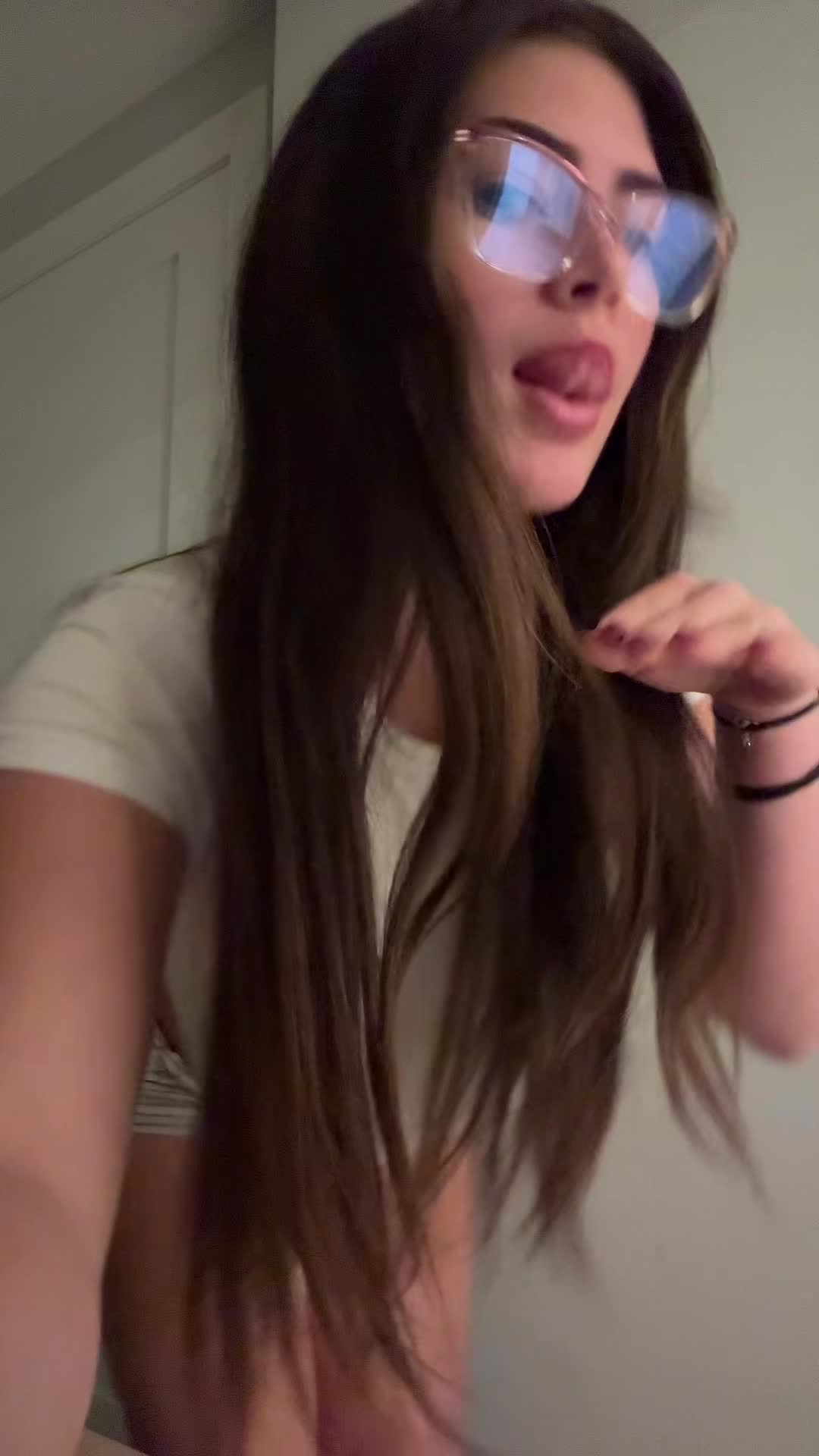 Video 860893 from Colleen Sheehan
