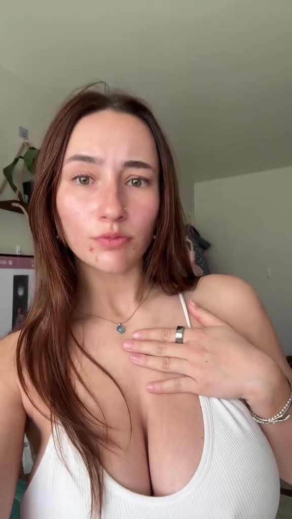 Video 861228 from Nnevelpappermann | Devon Shae